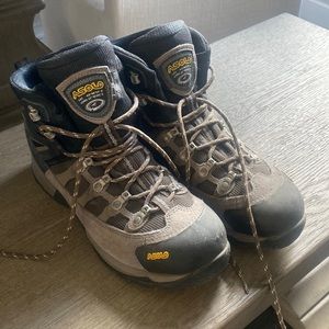 Asolo Hiking Boots Womens Size 9.5